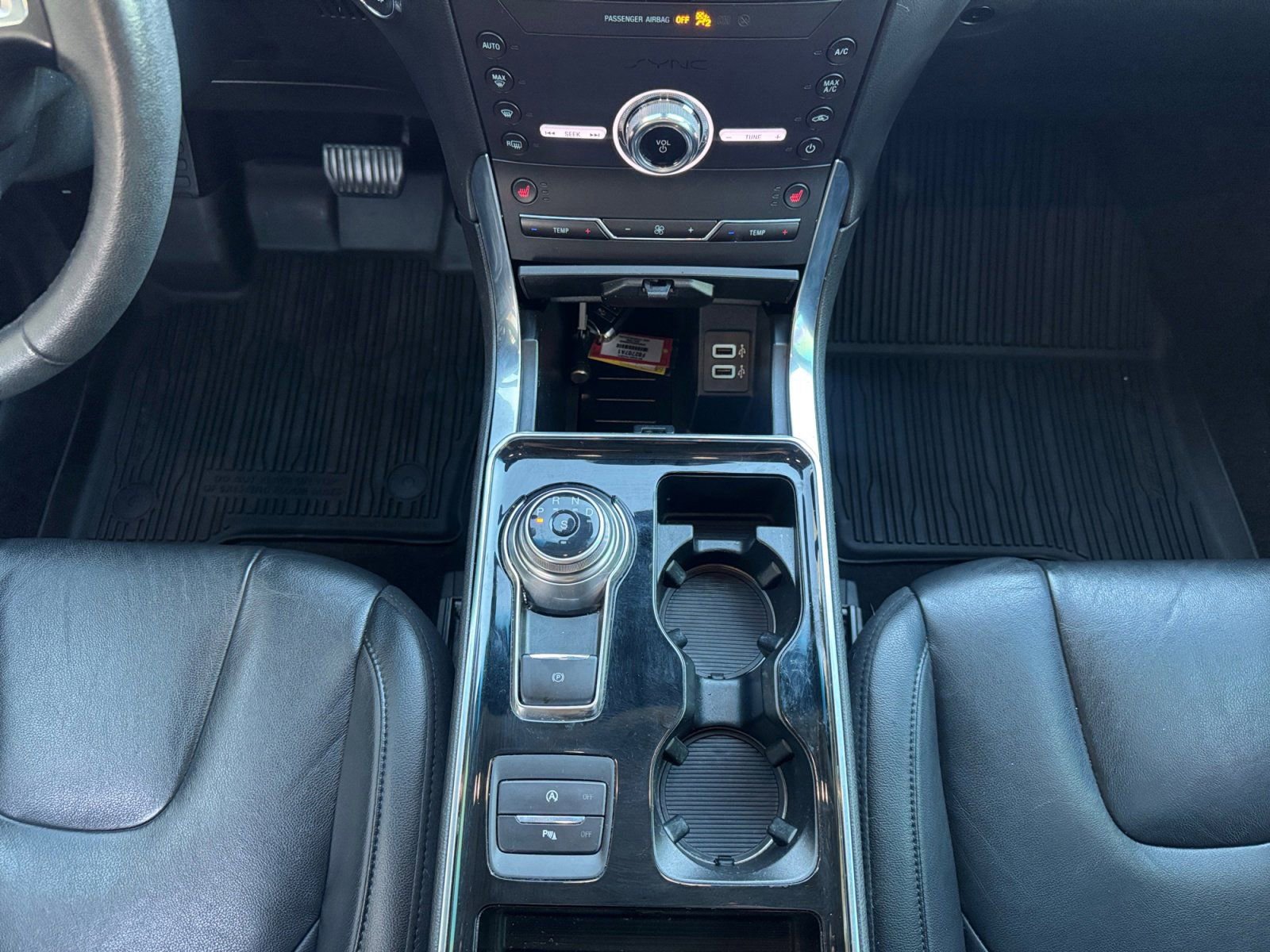 Certified 2020 Ford Edge Titanium image 11