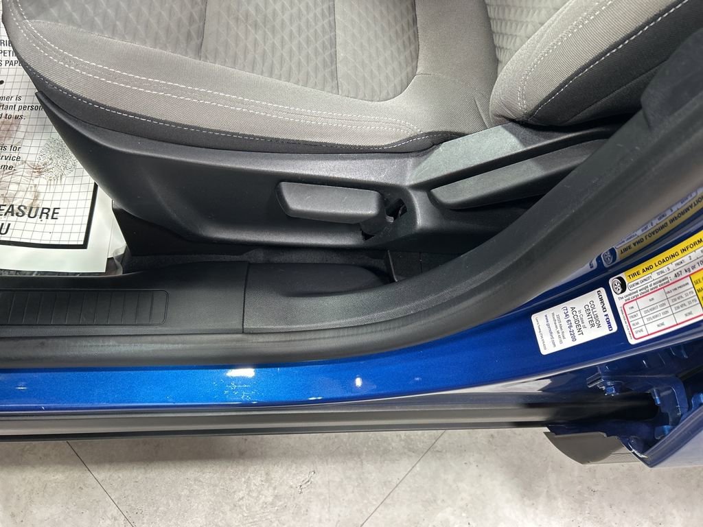 Certified 2022 Ford Escape SE w/ Cold Weather Package image 15