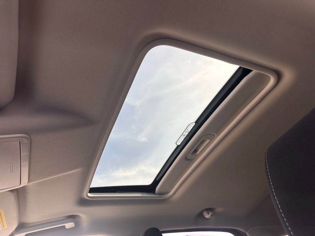 Certified 2018 Ford EcoSport SE image 22