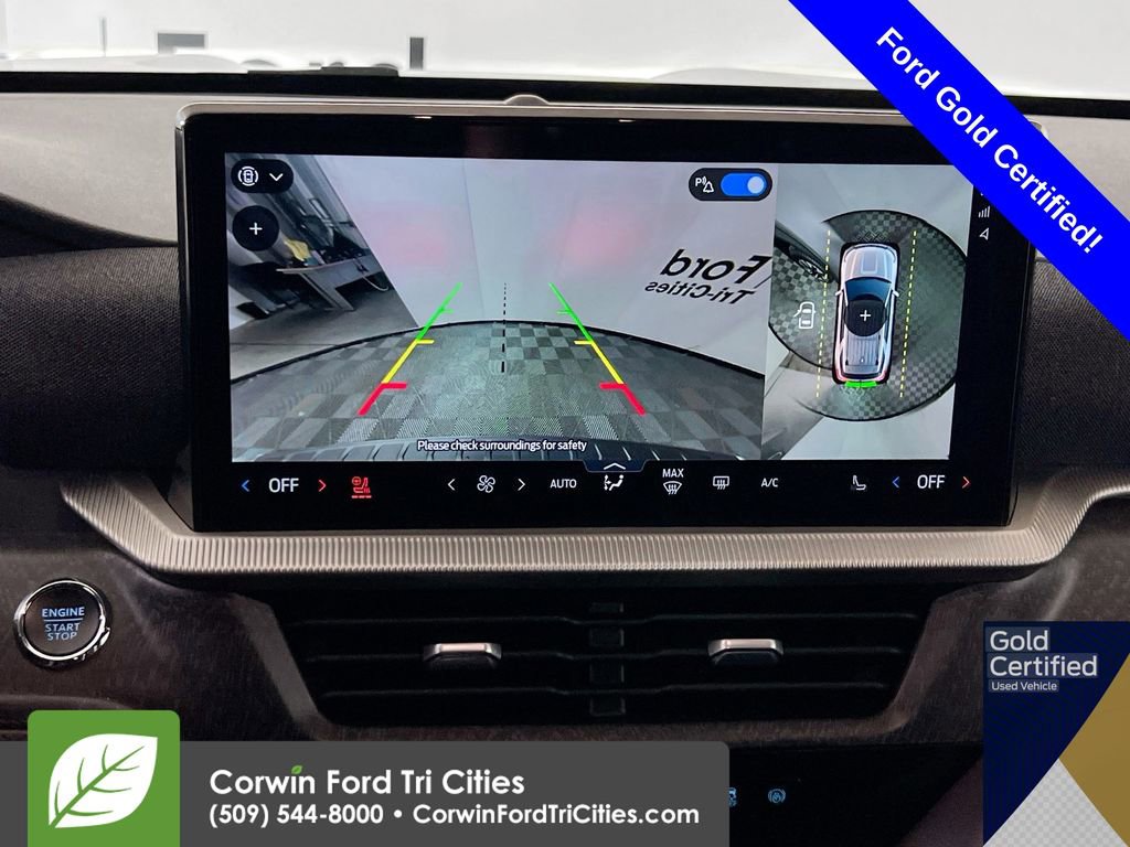 Certified 2025 Ford Explorer Platinum w/ LUX Leather Package image 21