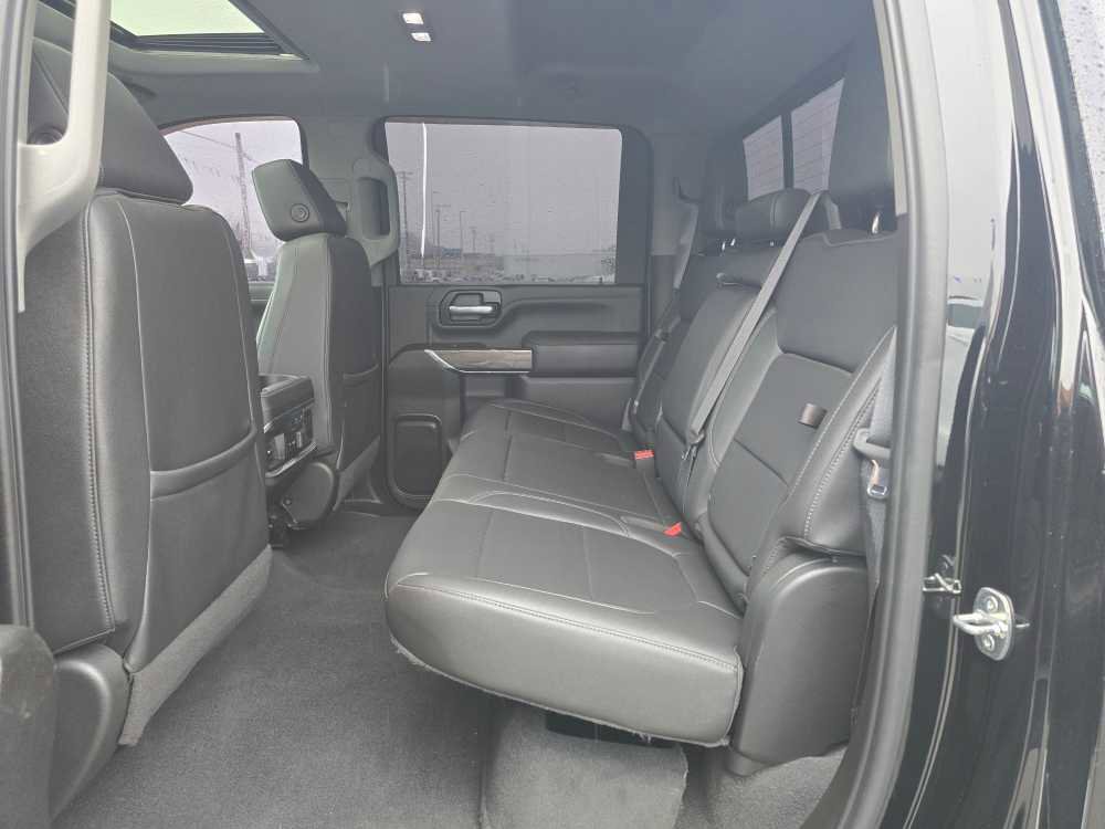 Used 2021 Chevrolet Silverado 3500 LTZ w/ LTZ Premium Package image 16