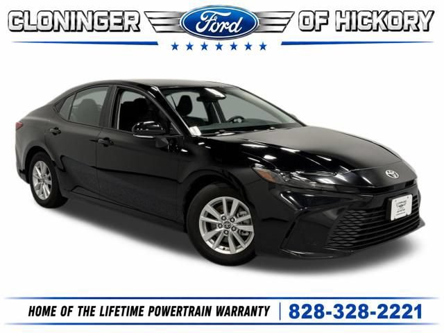 Used 2025 Toyota Camry LE