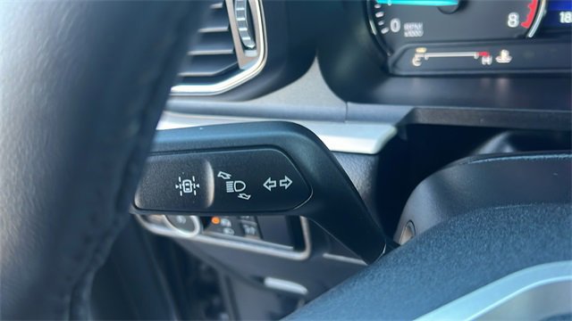 Certified 2024 Ford Explorer XLT w/ Equipment Group 202A image 18