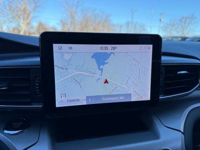 Certified 2022 Ford Explorer XLT w/ Equipment Group 202A image 9