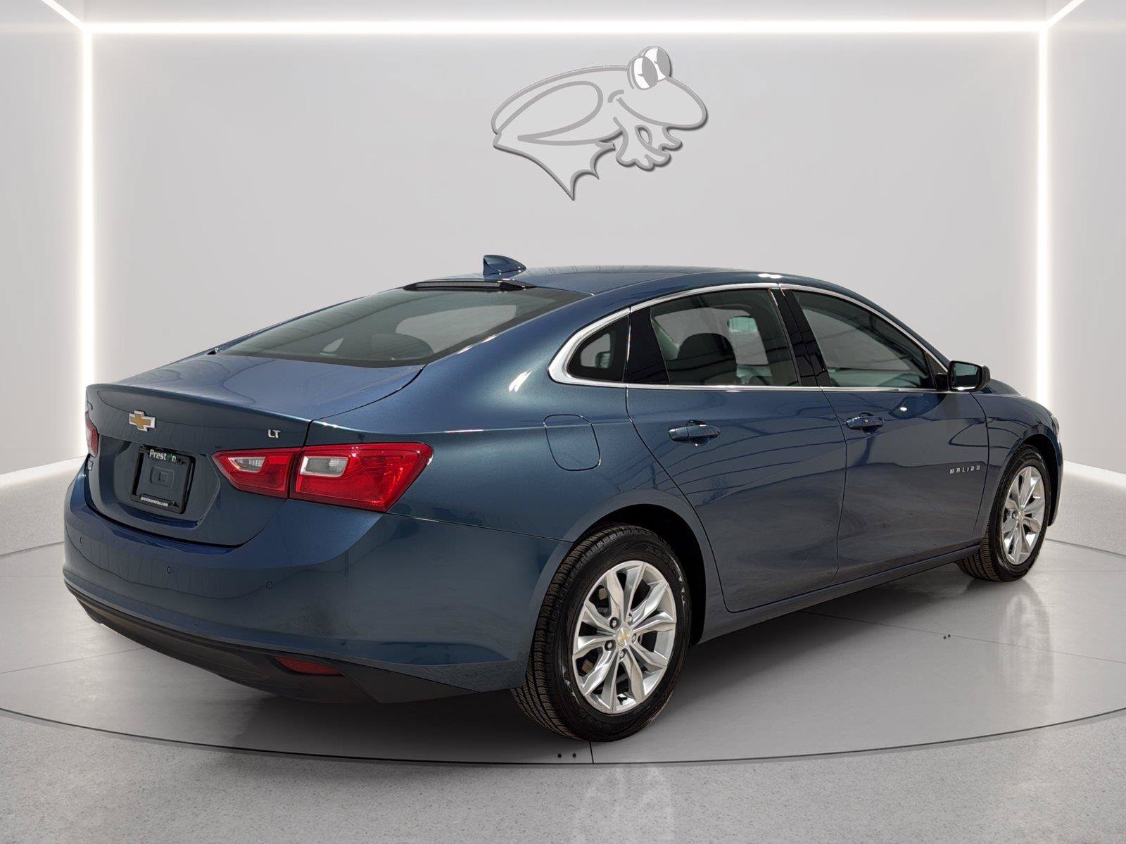 Used 2024 Chevrolet Malibu LT FWD image 6