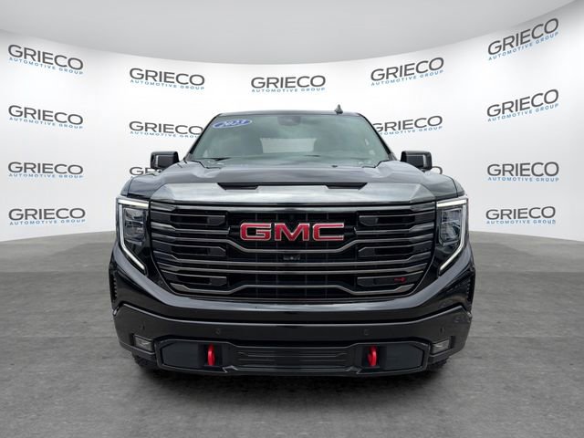 Used 2023 GMC Sierra 1500 AT4 w/ AT4 Premium Package AWD/4WD image 2