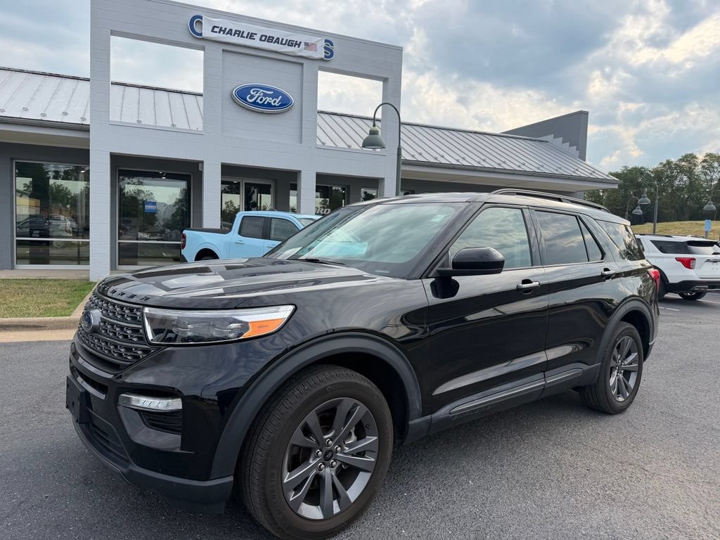 Certified 2023 Ford Explorer XLT w/ Equipment Group 202A