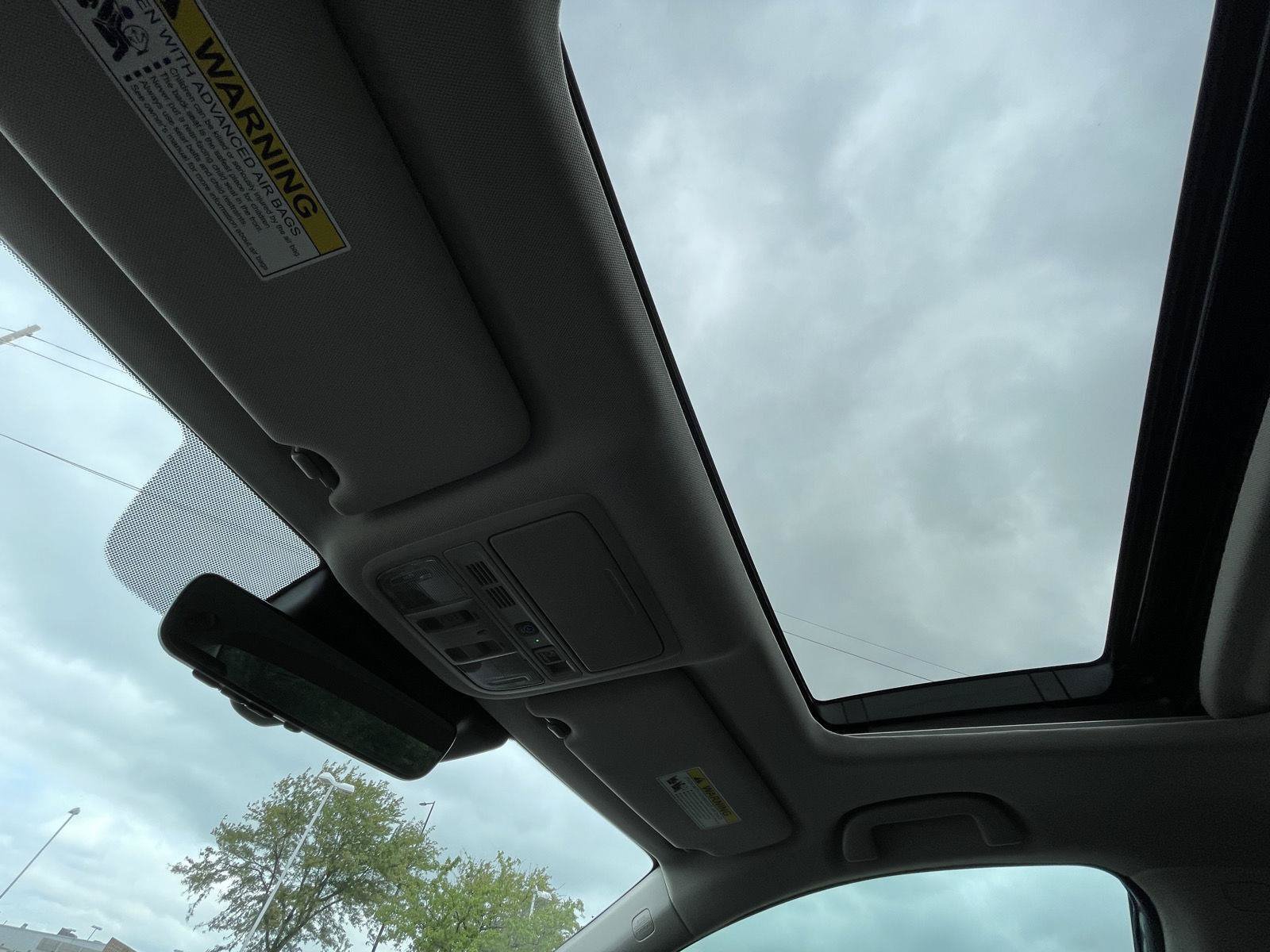 Used 2022 Honda Accord Touring image 21