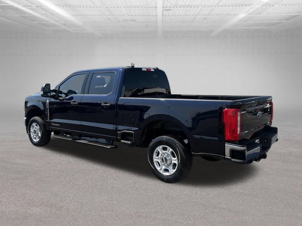 Certified 2025 Ford F250 XLT AWD/4WD image 10