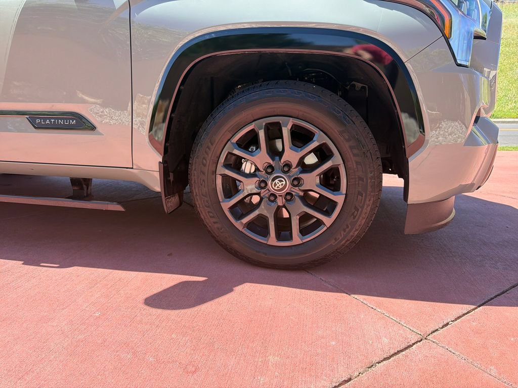 Used 2026 Toyota Sequoia Platinum AWD/4WD image 40