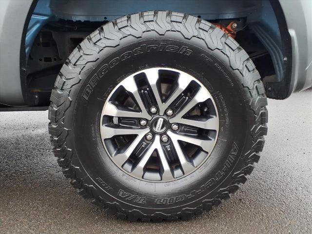 Certified 2019 Ford F150 Raptor w/ Equipment Group 802A Luxury image 28