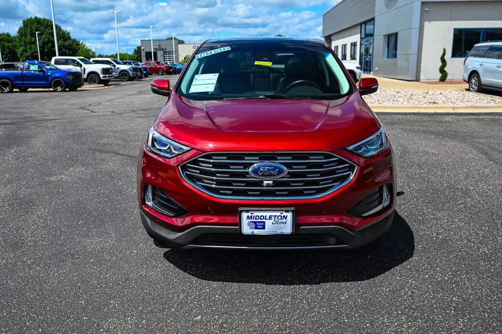 Certified 2019 Ford Edge Titanium w/ Equipment Group 301A AWD/4WD image 10