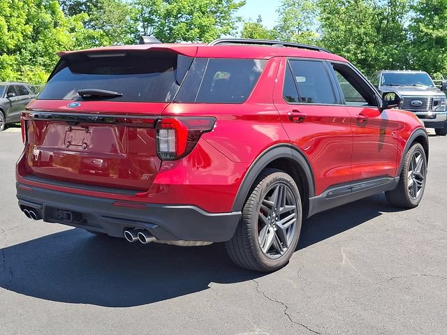 Certified 2025 Ford Explorer ST AWD/4WD image 11
