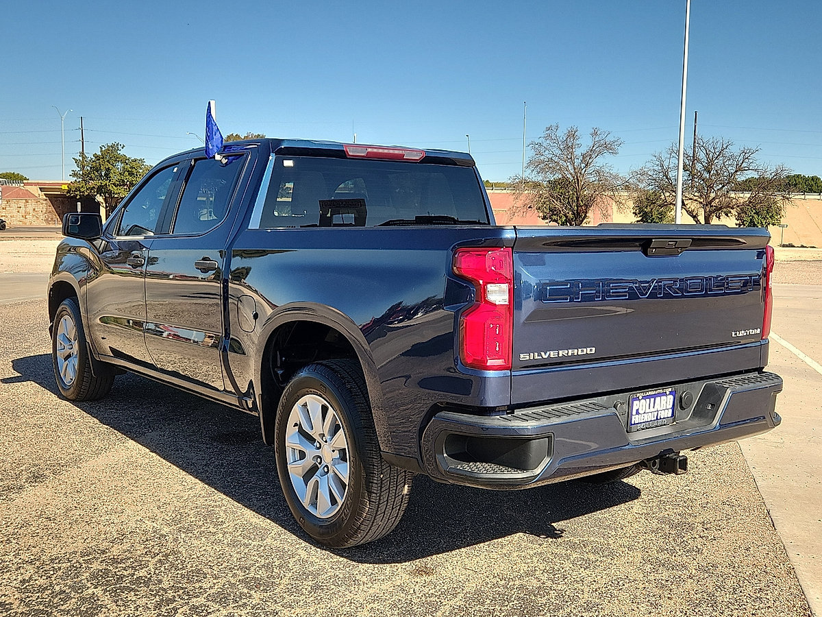 Used 2022 Chevrolet Silverado 1500 Custom RWD image 3