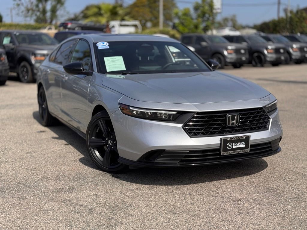 Used 2024 Honda Accord Sport image 2