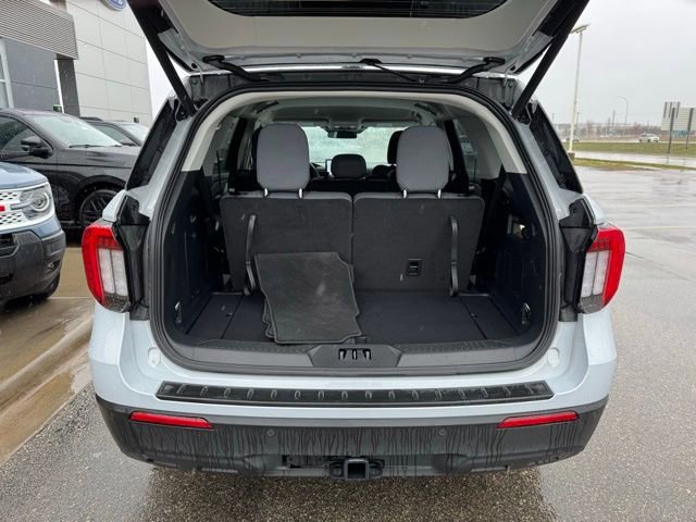 Certified 2025 Ford Explorer Active AWD/4WD image 39