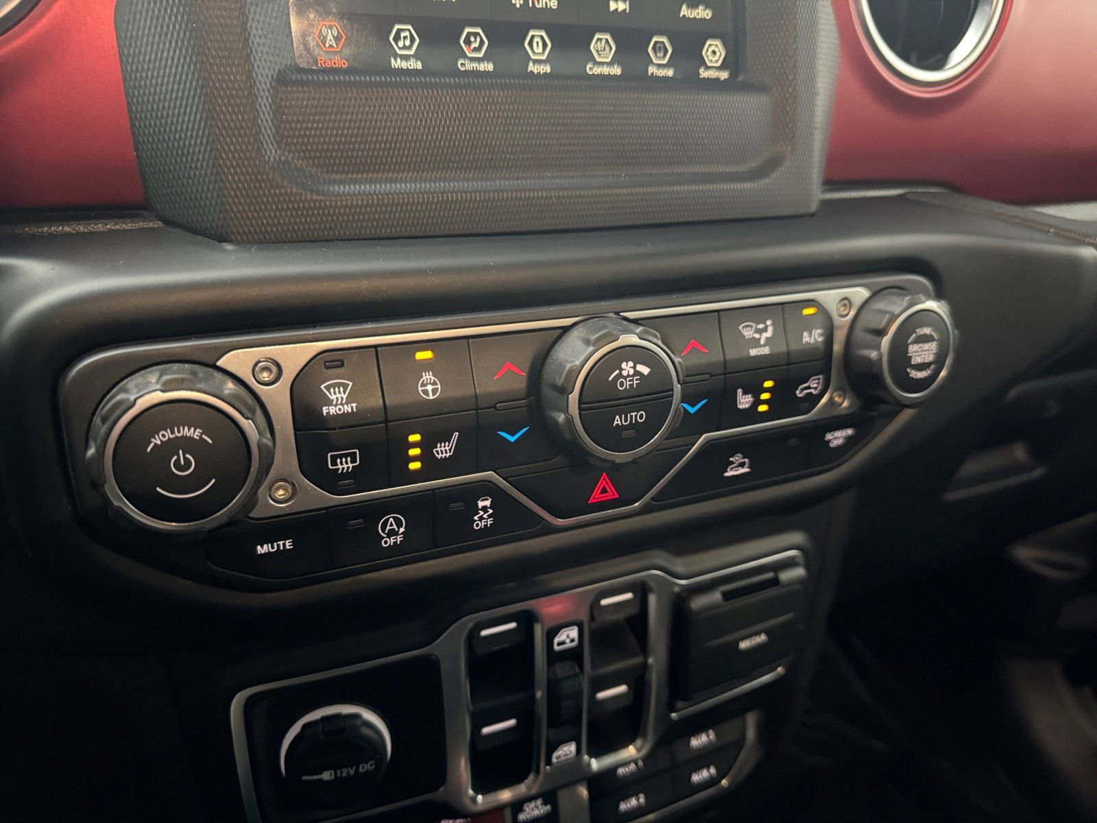 Used 2021 Jeep Gladiator Rubicon w/ Dual Top Group image 25