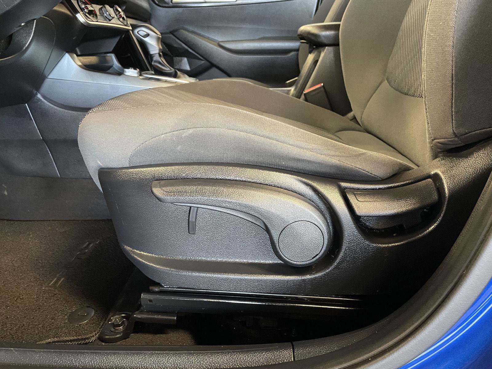 Used 2023 Kia Seltos LX image 20