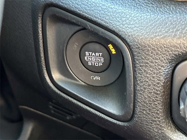 Used 2024 Jeep Gladiator Sport image 33