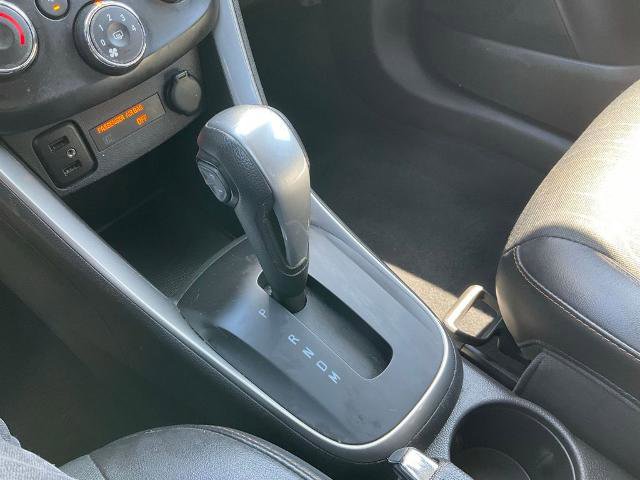 Used 2018 Chevrolet Trax LT w/ LT Convenience Package FWD image 17