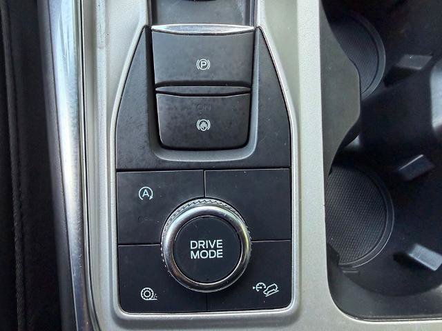 Certified 2023 Ford Explorer Platinum w/ Technology Package AWD/4WD image 27