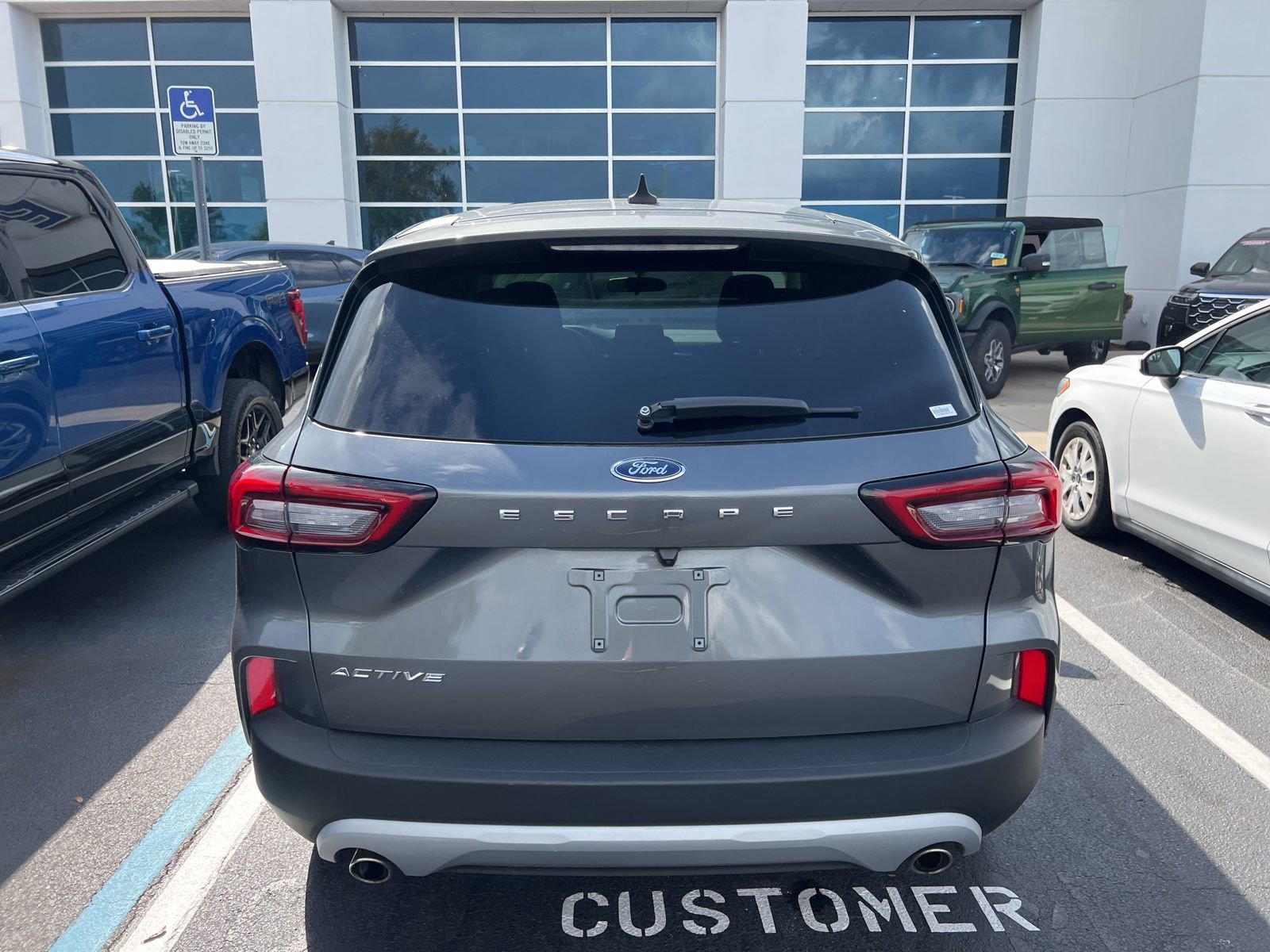 Certified 2025 Ford Escape Active image 7