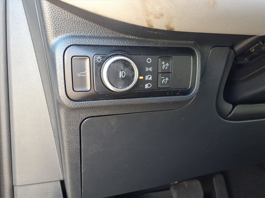 Certified 2025 Ford Explorer Active w/ Active Comfort Package AWD/4WD image 13