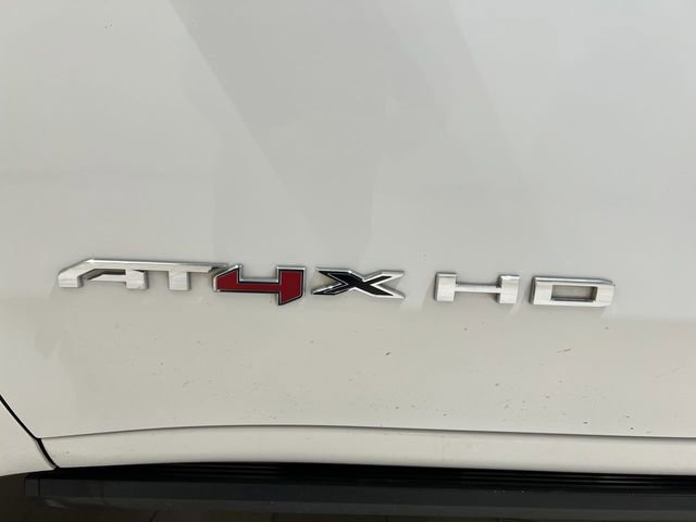 Used 2024 GMC Sierra 2500 AT4X AWD/4WD image 28