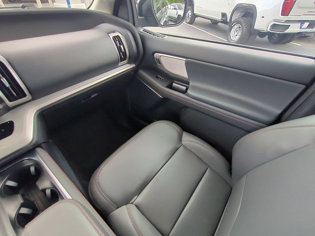 Certified 2025 Ford Expedition Active AWD/4WD image 19