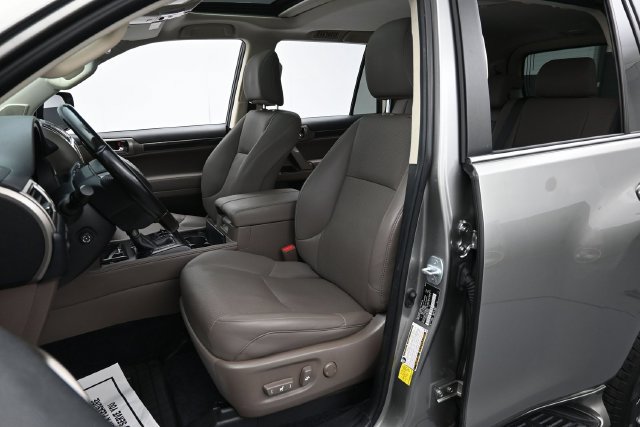Used 2021 Lexus GX 460 Premium w/ Premium Package AWD/4WD image 11