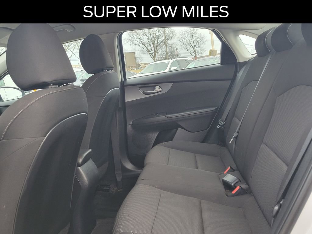Used 2021 Kia Forte LXS image 9
