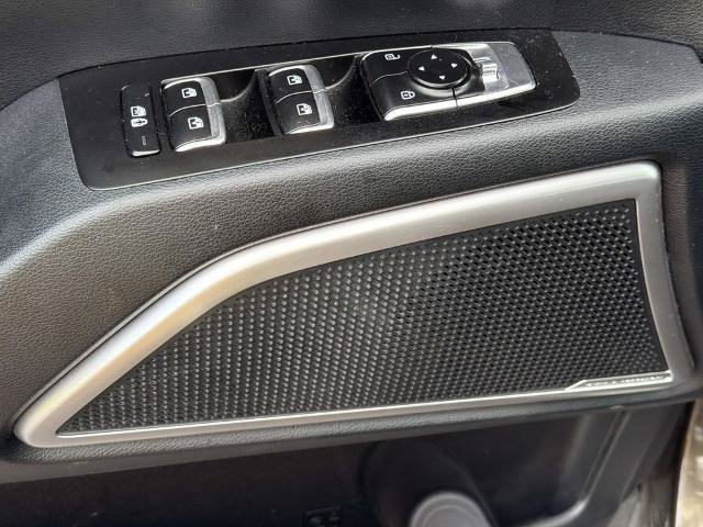 Used 2025 Kia Telluride S FWD image 7