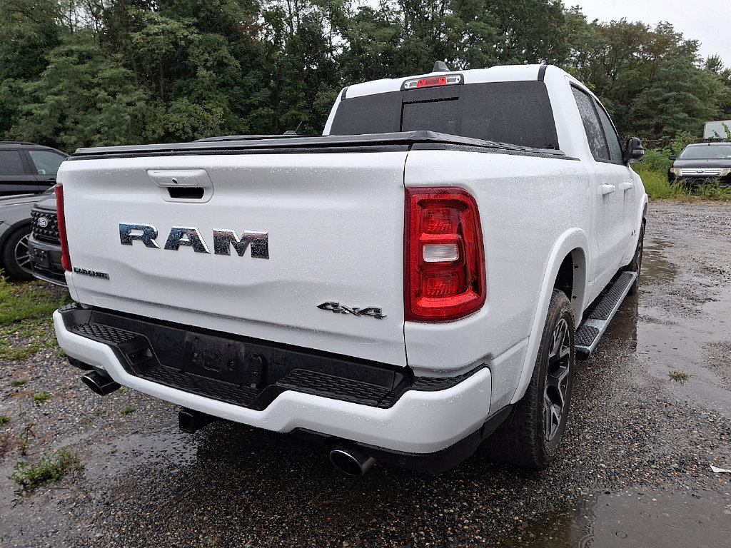 Used 2025 RAM 1500 Laramie w/ Sport Appearance Package AWD/4WD image 4
