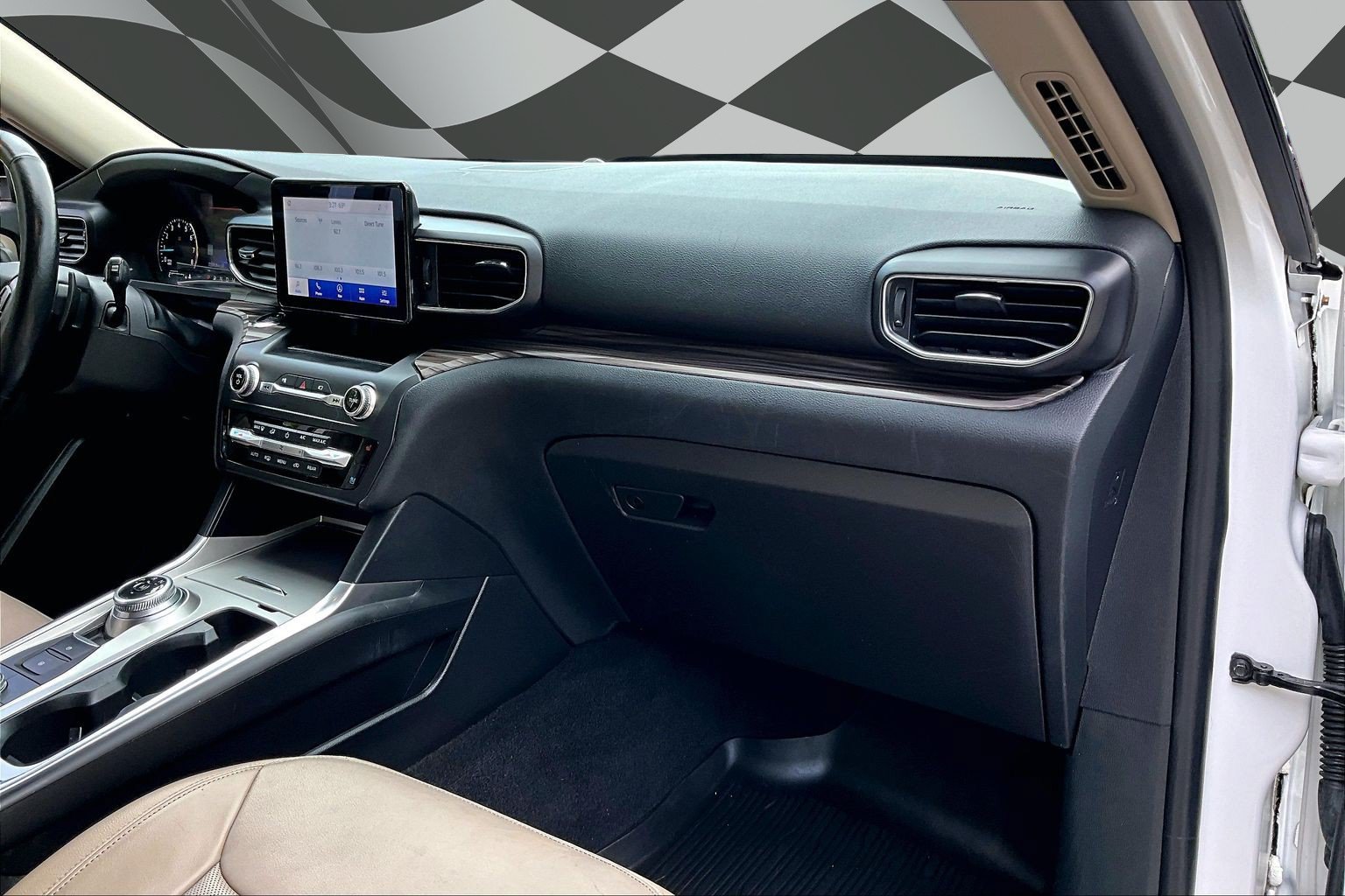 Certified 2020 Ford Explorer Limited AWD/4WD image 13