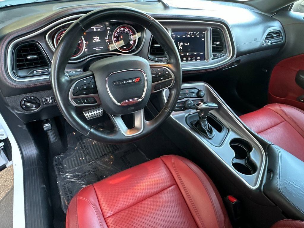 Used 2020 Dodge Challenger SXT w/ Plus Package image 12