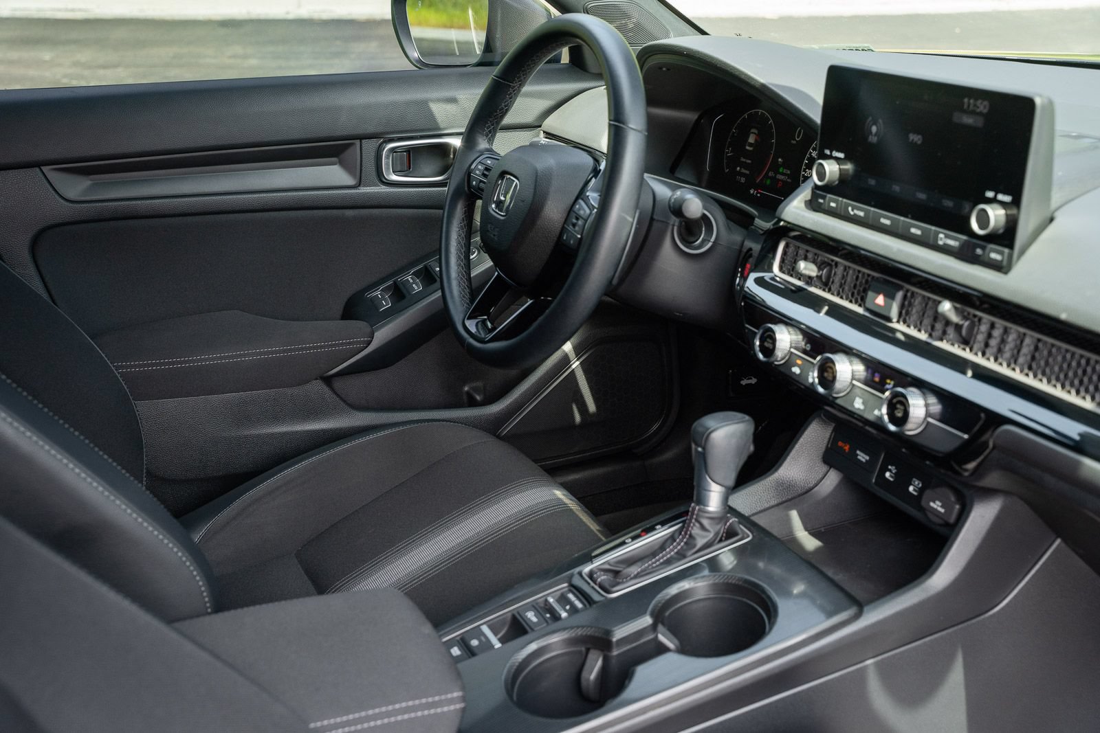 Used 2025 Honda Civic Sport image 12