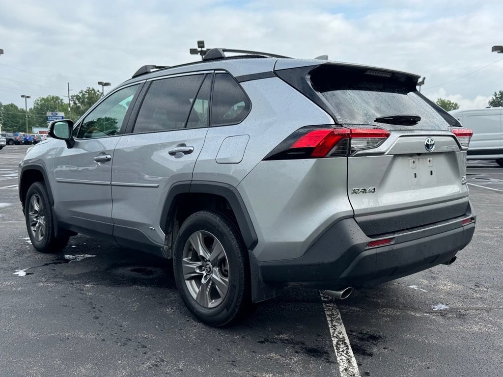Used 2024 Toyota RAV4 XLE w/ Convenience Package AWD/4WD image 8