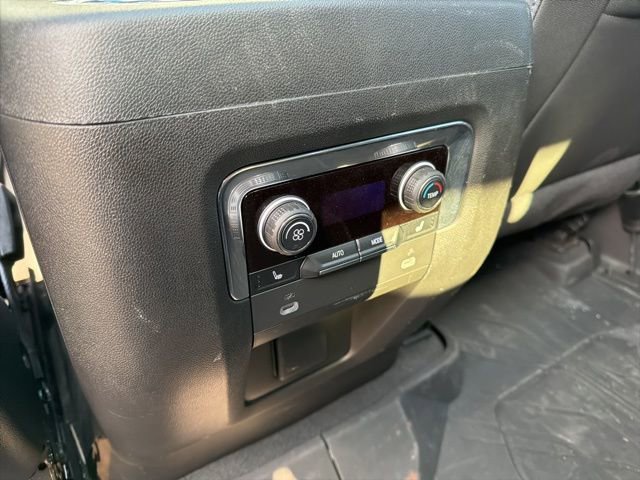 Used 2023 Chevrolet Tahoe Premier image 25