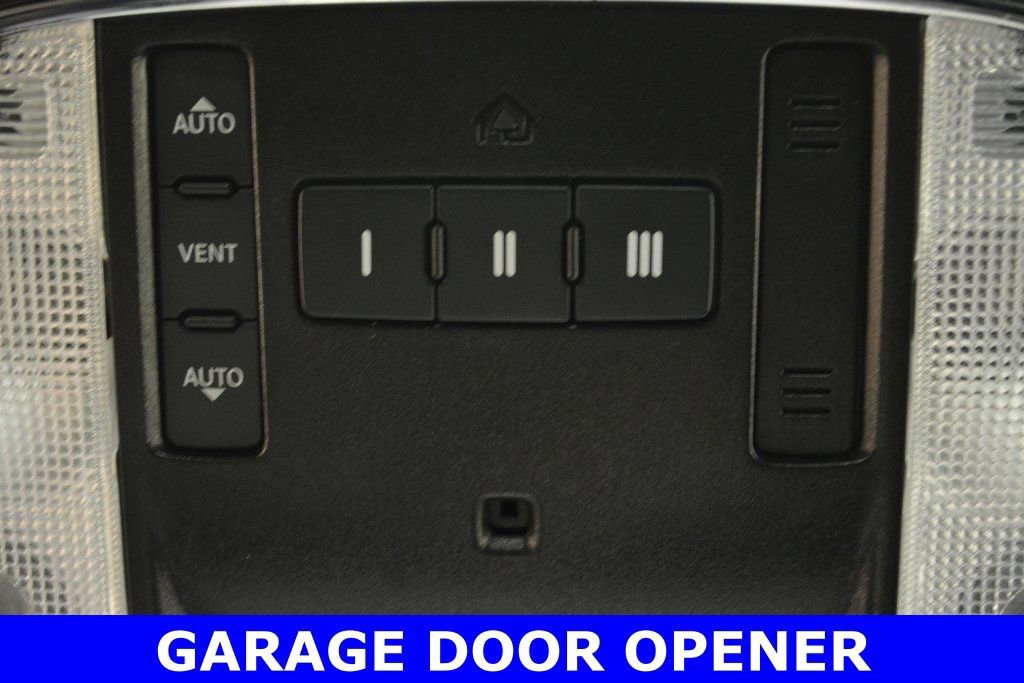 Used 2021 Jeep Grand Cherokee Limited image 22