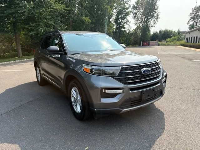 Certified 2022 Ford Explorer XLT w/ Equipment Group 202A AWD/4WD image 11