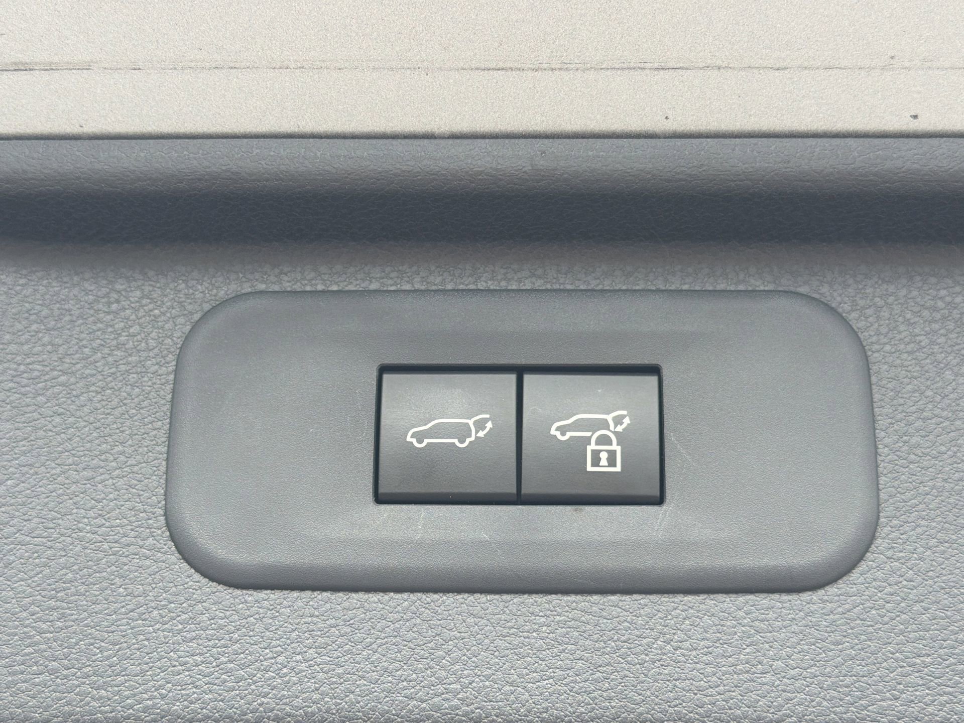 Used 2024 Toyota Grand Highlander AWD Hybrid image 28