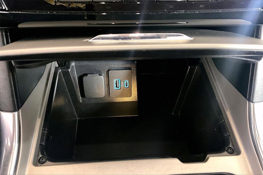 Certified 2024 Ford Explorer Limited image 26