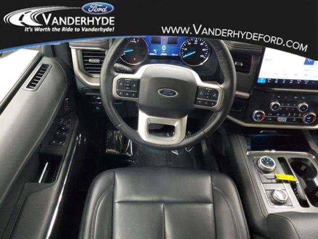 Certified 2024 Ford Expedition Max XLT image 15
