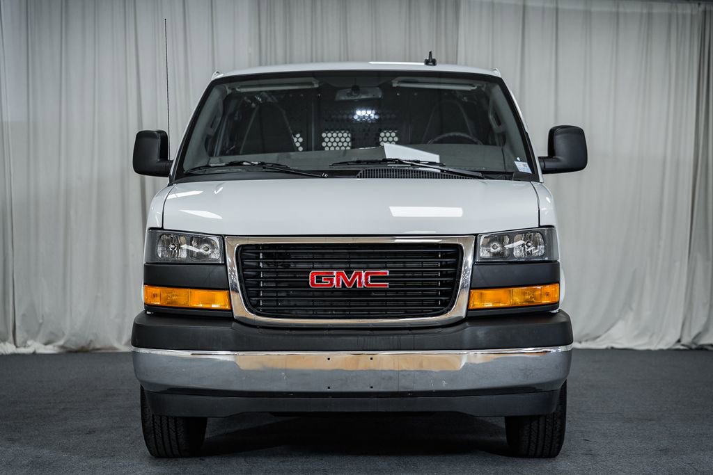 Used 2024 GMC Savana 2500 w/ Driver Convenience Package image 2