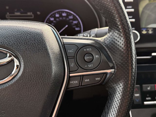 Used 2019 Toyota Avalon XSE w/ All Weather Liner Package FWD image 25