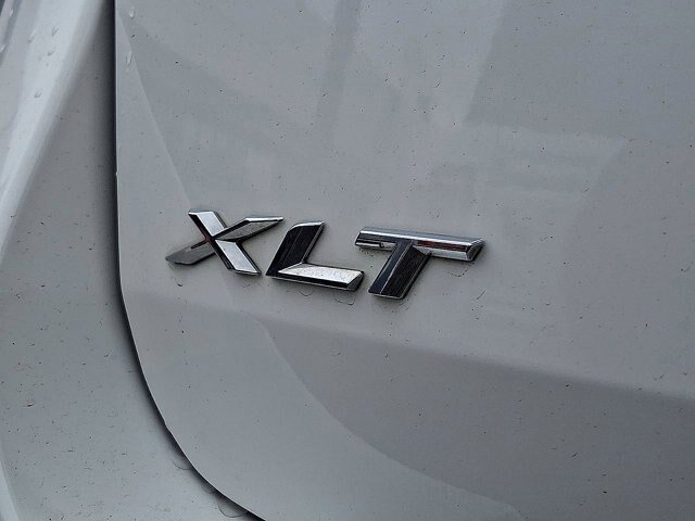 Certified 2023 Ford Explorer XLT w/ Equipment Group 202A AWD/4WD image 24