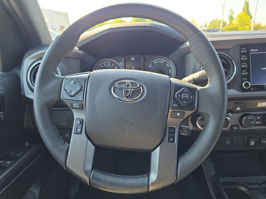 Used 2021 Toyota Tacoma TRD Off-Road AWD/4WD image 20