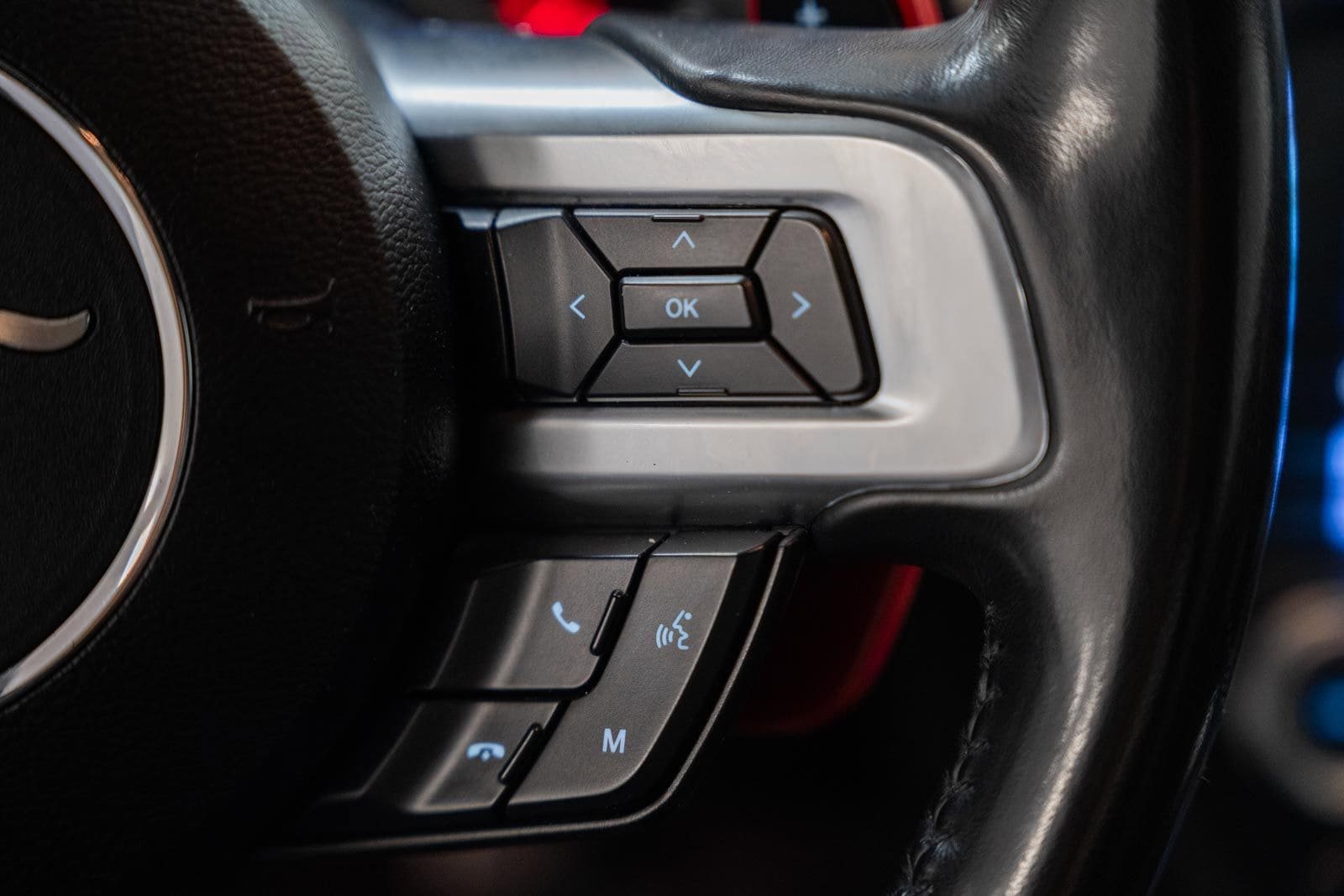 Certified 2020 Ford Mustang Premium RWD image 33