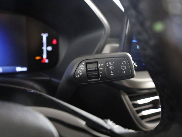 Certified 2025 Ford Escape Active w/ Tech Pack #1 AWD/4WD image 18