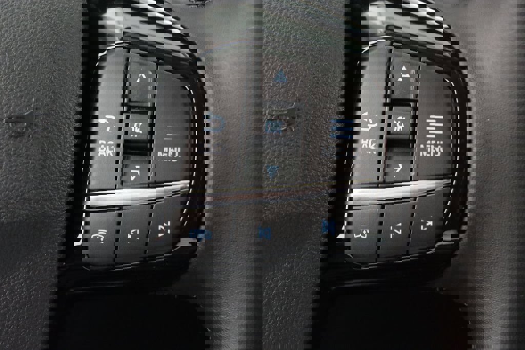 Certified 2024 Ford Escape SE image 59